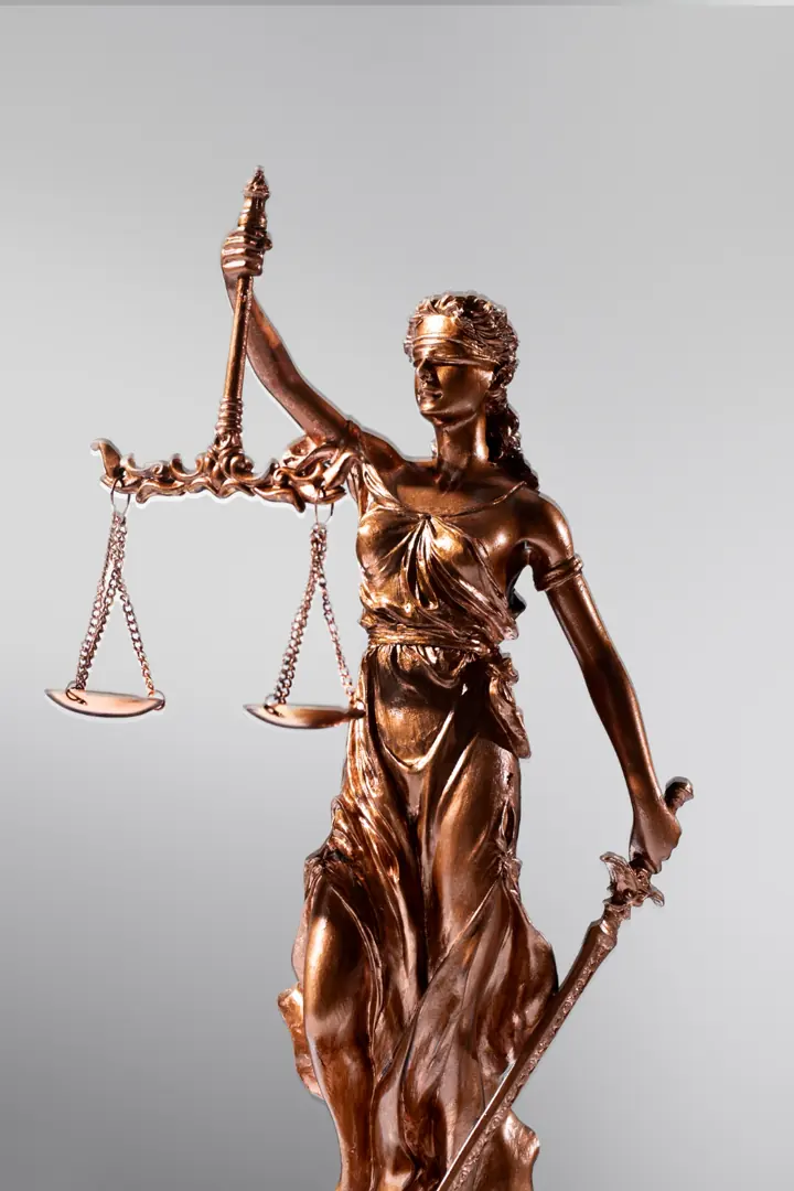 Bronze Lady Justice statue